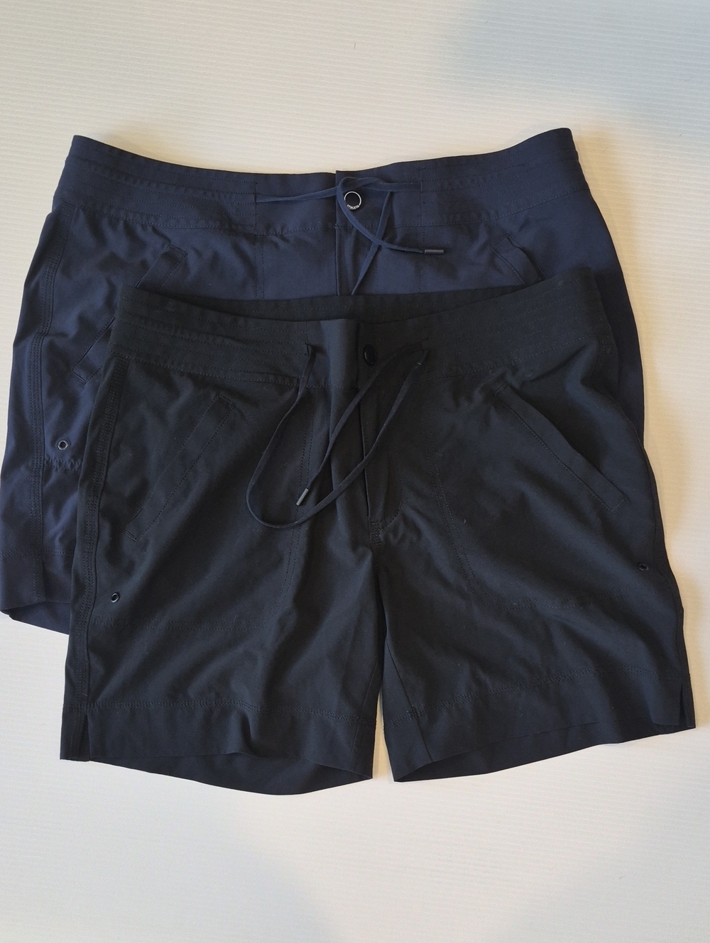 Athleta Women's Rincon Bermuda Short Bundle Black Navy Size 12